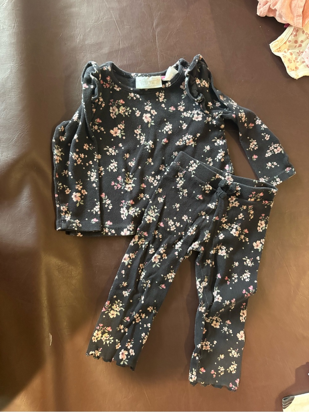 🩷 6 for $20 🩷 Toddler Floral Long-Sleeve Set - Black